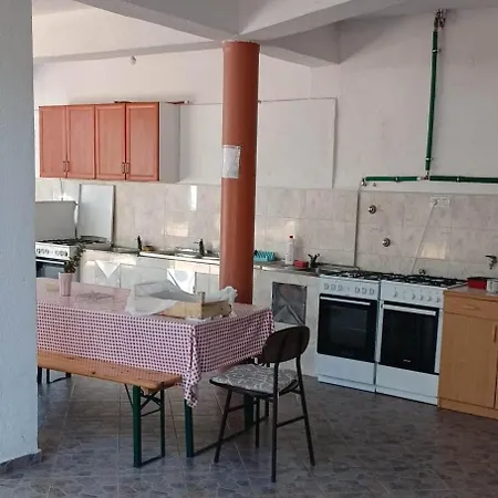 V Pakostane